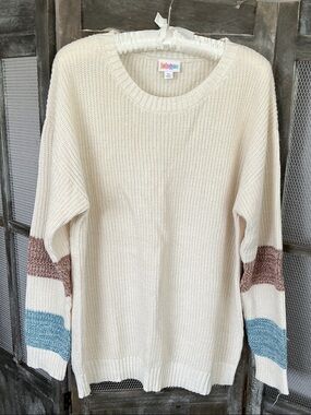 LuLaRoe Mariah sweater